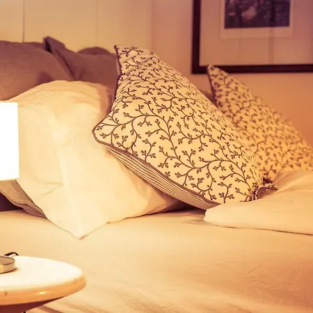 Δωμάτια σε οικογενειακή κατοικία A Casa Di Nina