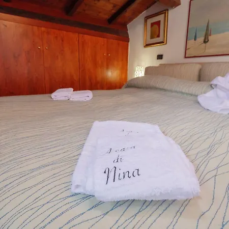 A Casa Di Nina * Σενιγκάλια