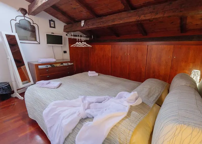 Rum i privatbostad A Casa Di Nina *